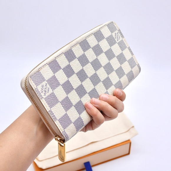 🍓LV Zippy Damier Azure Wallet CA4018 - Picture 1 of 9